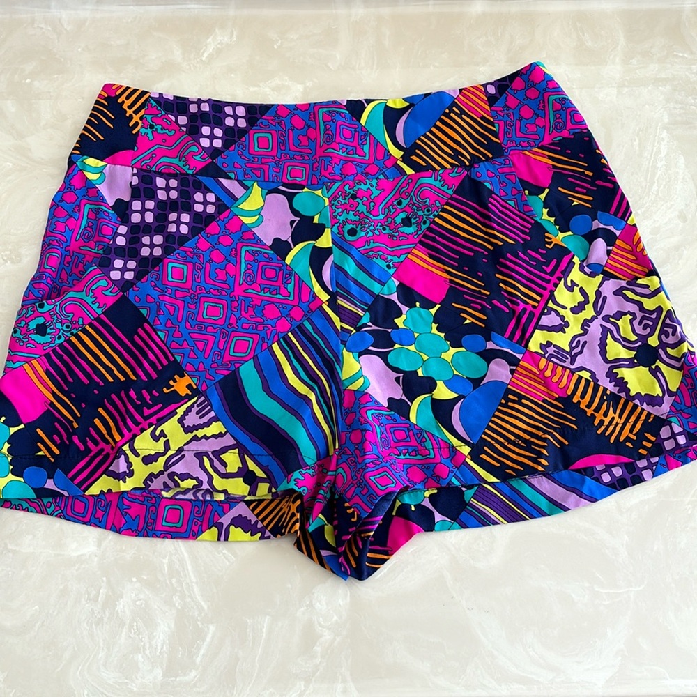 Alice & Trixie Shorts size small